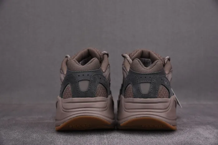 Hot sale hype ADIDAS Yeezy Boost 700 V2 'Mauve' GZ0724 0127