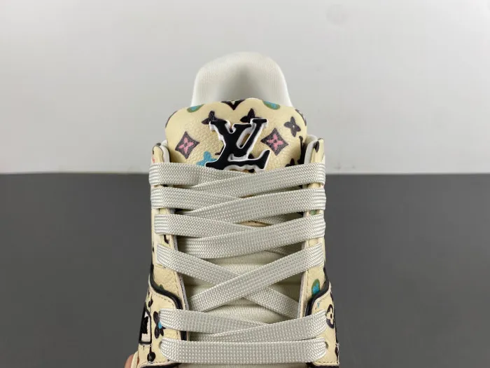 Affordable hype LV TRAINER SNEAKER 24072201 0130