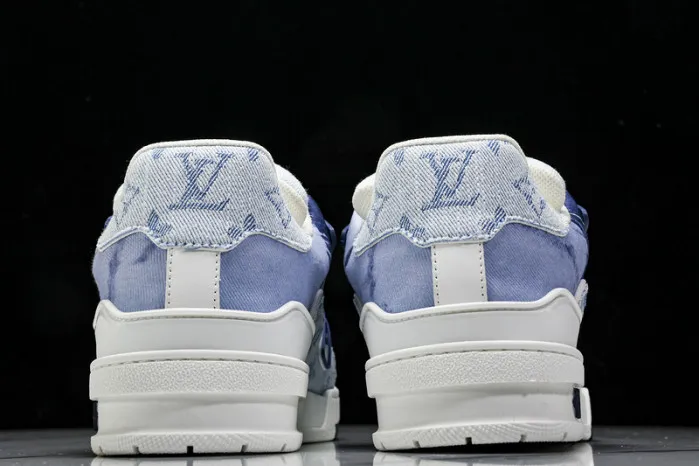 Buy now hype LV TRAINER SNEAKER 24070403 0130