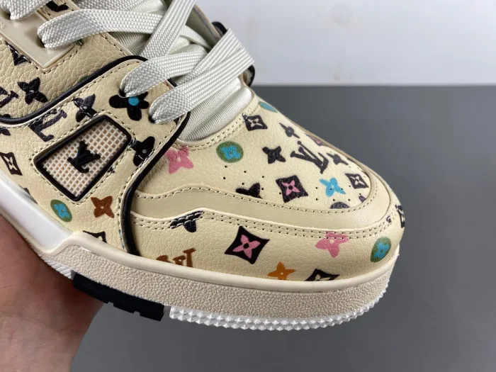 Affordable hype LV TRAINER SNEAKER 24072201 0130