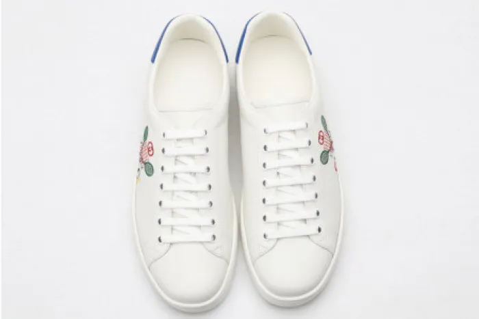 Affordable hype GUCC ACE EMBROIDERED LOW-TOP SNEAKER 603696 AY070 9096 0120