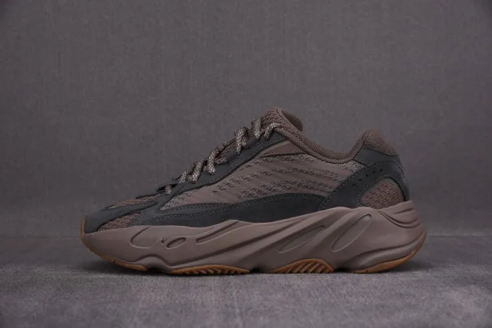 Hot sale hype ADIDAS Yeezy Boost 700 V2 'Mauve' GZ0724 0127