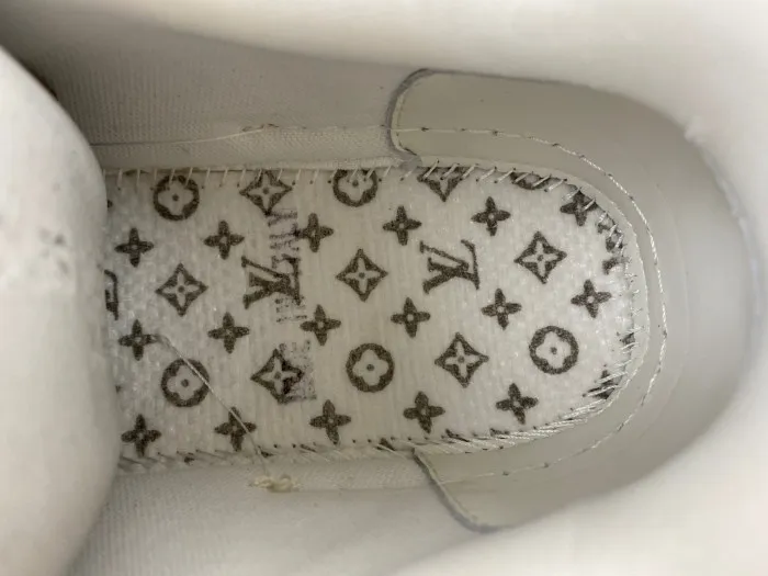 Affordable hype LV TRAINER SNEAKER 24072201 0130