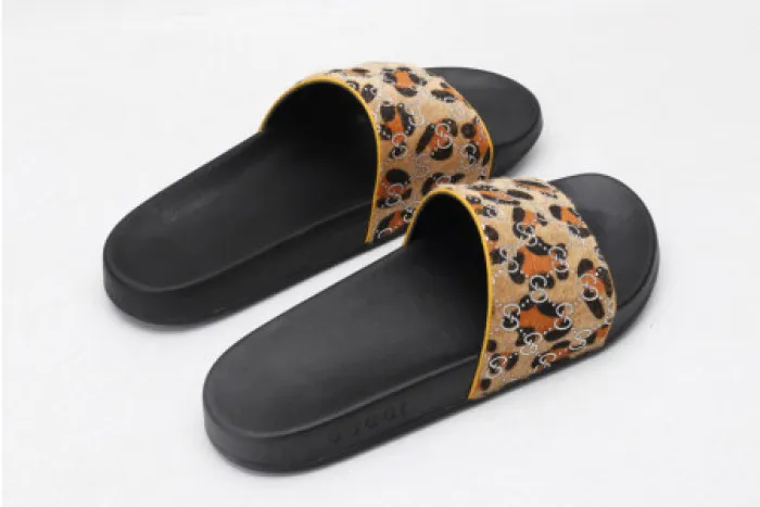 Cheap hype GUCC SLIPPERS LEOPARD PRINT 0123