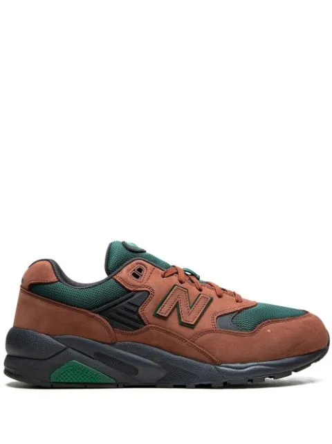 hype New Balance 580 