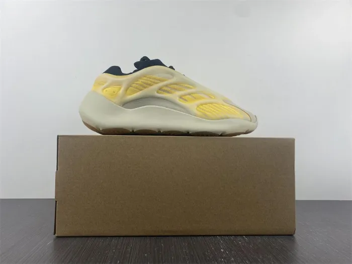 Buy now hype Adidas Yeezy 700 V3 Mono Safflower HP5425 0127