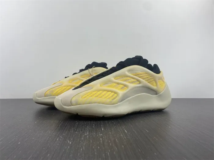 Buy now hype Adidas Yeezy 700 V3 Mono Safflower HP5425 0127