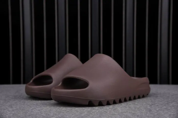 Buy now hype Adidas Yeezy Slide Soot G55495 0124