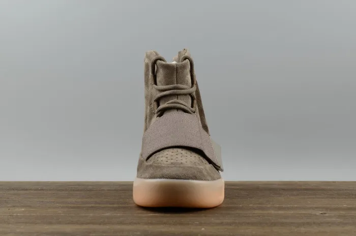 Buy now hype adidas Yeezy 750 Boost Light Brown BY2456 0201