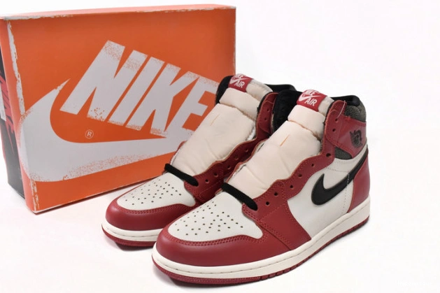 Hot sale hype Retro Jordan Found Chicago 1 High and Lost OG DZ5485-612 0207