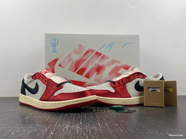 Affordable hype OG FN0432-100 x Trophy Away Air 1 Room Low Jordan 0212