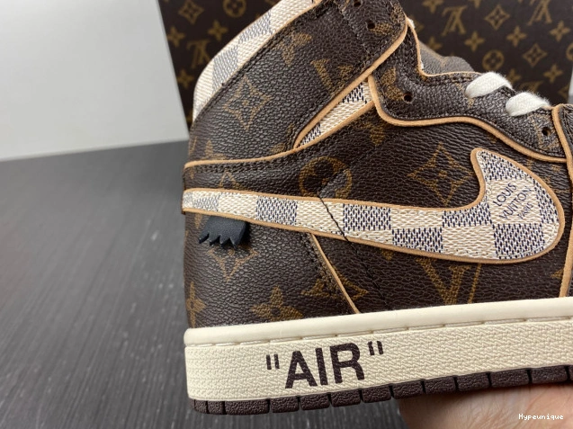 Hot sale hype Air x LV Jordan OFF-WHITE 1 0208