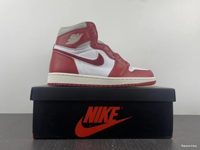 Affordable hype Newstalgia 1 (W) High Jordan DJ4891-061 Chenille OG 0223