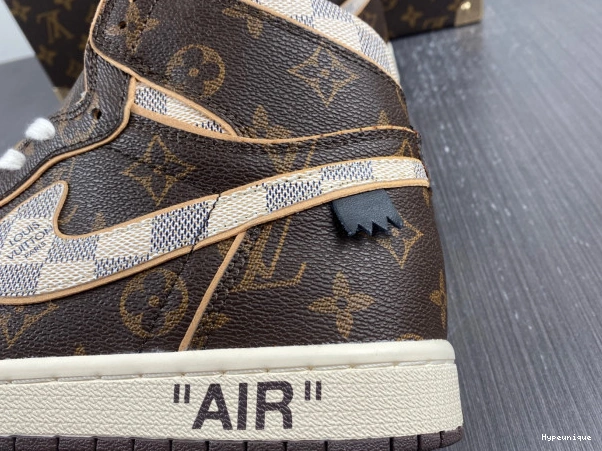 Hot sale hype Air x LV Jordan OFF-WHITE 1 0208