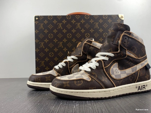 Hot sale hype Air x LV Jordan OFF-WHITE 1 0208