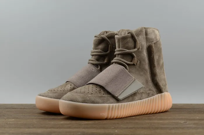 Buy now hype adidas Yeezy 750 Boost Light Brown BY2456 0201