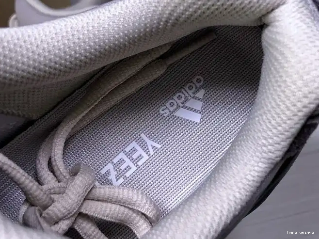 hype Yeezy Adidas v2 700 FU7914 Tephra Boost 0321