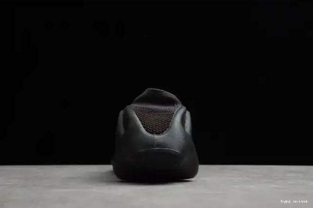 hype H68039 450 YEEZY ADIDAS DARK SLATE 0321