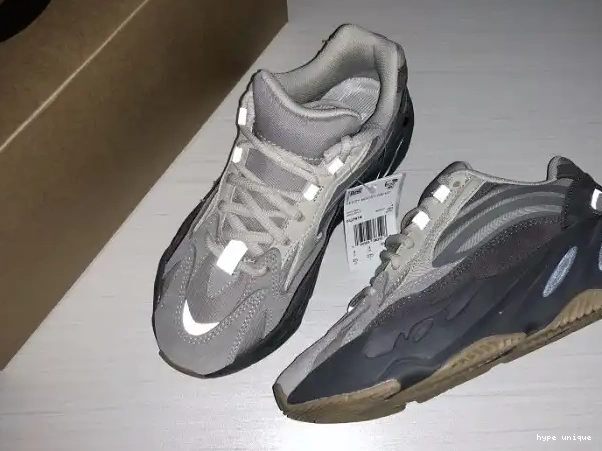 hype Yeezy Adidas v2 700 FU7914 Tephra Boost 0321